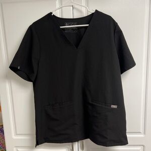 Casma Three-Pocket Scrub Top